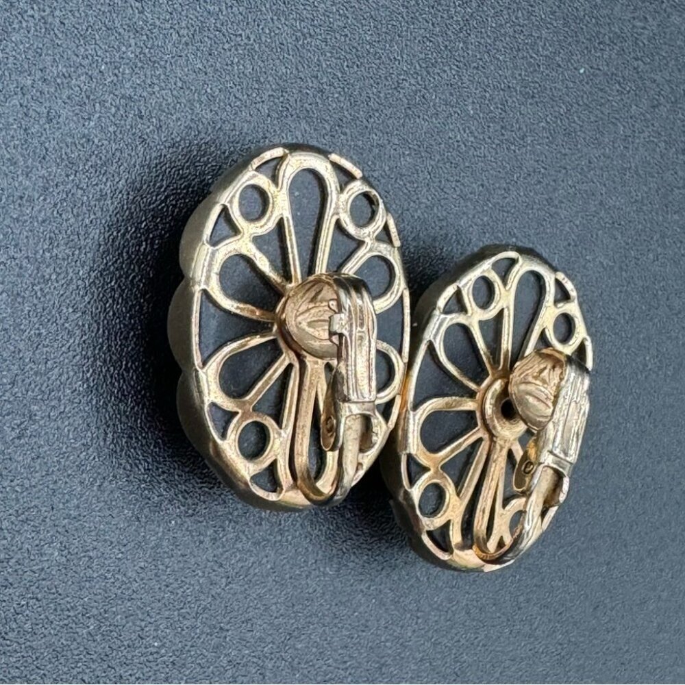 Vintage Mid-Century faux hematite, black cabochon Earrings Sarah Coventry - Picture 11 of 11